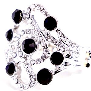 ⚫️🖤⚫️  “HIGH-CLASS HONOR” BLACK RING ~ PAPARAZZI❗️ ⚫️🖤⚫️